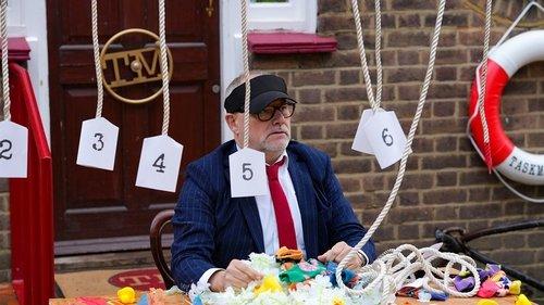 Taskmaster Season 18 Episode 7 - Captain Jackie and the Hotdog