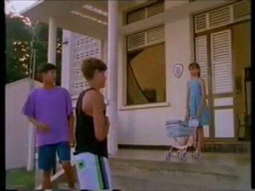 Runaway Bay Season 2 Episode 1 - Going for Gold