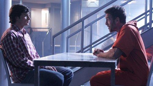 Smallville Season 4 Episode 9 - Bound