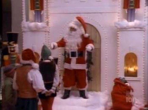 undefined Season 4 Episode 9 - A Very Cutlip Christmas