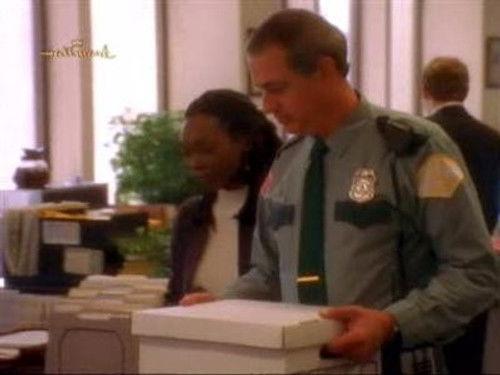 Early Edition Season 2 Episode 5 - Downsized