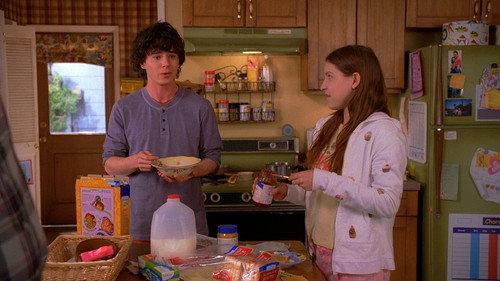 The Middle Season 2 Episode 20 - Royal Wedding