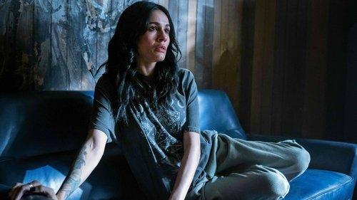 undefined Season 5 Episode 8 - Her Blacks Crackle and Drag