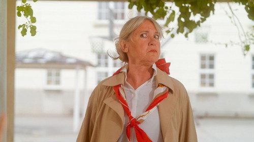 Klassen Season 18 Episode 23 - The school's creepy neighbor (part 1)