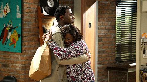 The Carmichael Show Season 3 Episode 4 - Lesbian Wedding