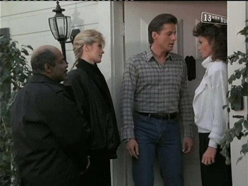 Scarecrow and Mrs. King Season 4 Episode 15 - Bad Timing