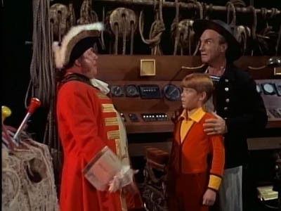Lost in Space Season 2 Episode 19 - Mutiny in Space