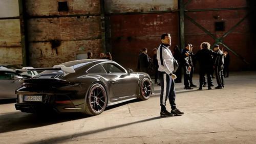 Background image for False Friends