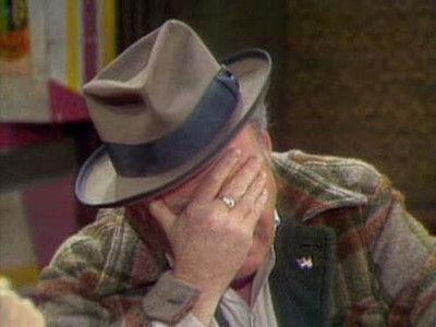 All in the Family Season 4 Episode 17 - Archie Feels Left Out