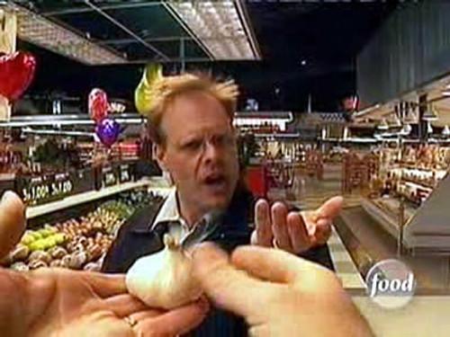 Good Eats Season 4 Episode 9 - The Bulb of the Night