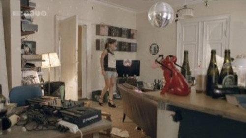 Sjit Happens Season 1 Episode 1 - Ane moves in