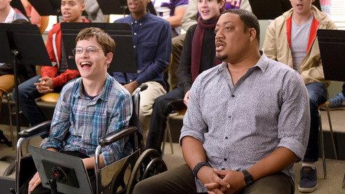 Speechless Season 1 Episode 10 - C-H-O-CHOIR