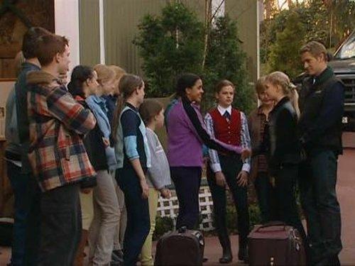 The Saddle Club Season 2 Episode 3 - Show Ponies (1)