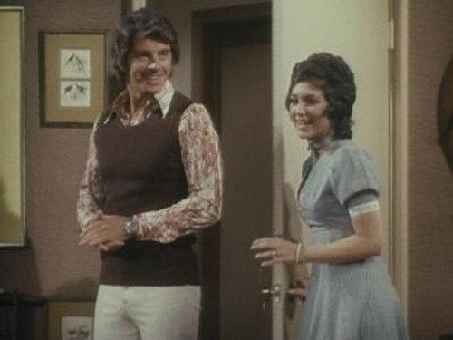 The Bob Newhart Show Season 1 Episode 3 - Tennis, Emily?