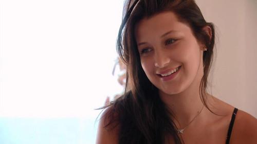 The Real Housewives of Beverly Hills Season 4 Episode 9 - Guess Who's Coming to Dinner?