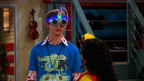 Austin & Ally Season 2 Episode 20 - Future Sounds & Festival Songs