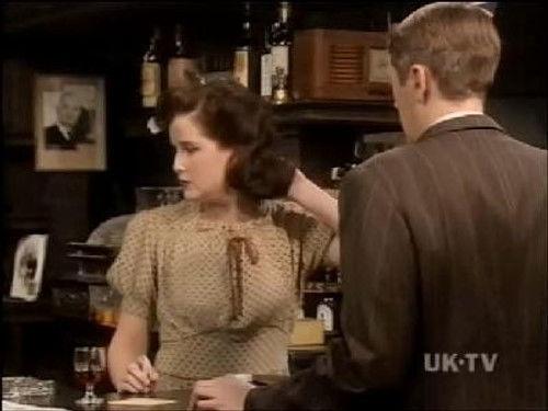 Goodnight Sweetheart Season 4 Episode 1 - You're Driving Me Crazy