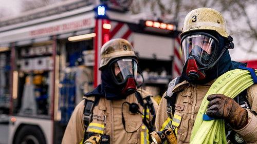 Feuer & Flamme Season 8 Episode 1 - Serious house fire