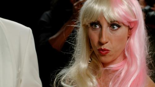 Successful People Season 1 Episode 6 - Successful People Step & Repeat