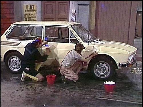 El Chavo del Ocho Season 3 Episode 8 - Pelea de Agua