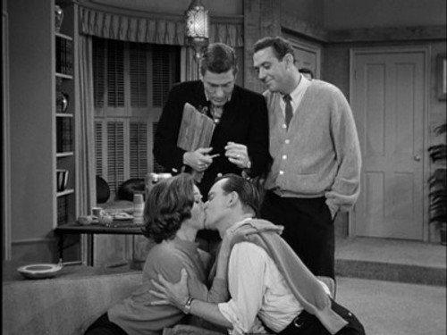 The Dick Van Dyke Show Season 2 Episode 14 - Somebody Has to Play Cleopatra