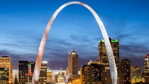 Bizarre Foods: Delicious Destinations Season 1 Episode 11 - St Louis