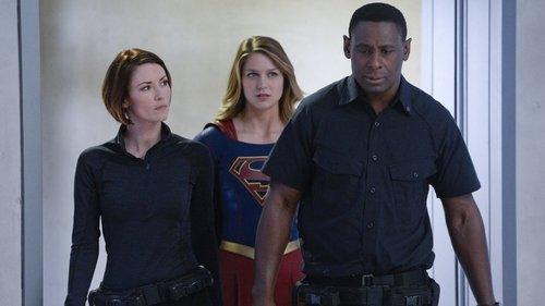 Supergirl Season 1 Episode 11 - Strange Visitor from Another Planet