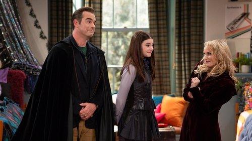 Vampirina: Teenage Vampire Season 1 Episode 4 - First Parents Day