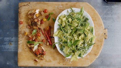 Jamie's 15-Minute Meals Season 1 Episode 11 - Swedish Meatballs and Pasta Pesto