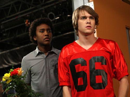 Degrassi Season 9 Episode 19 - Keep On Loving You