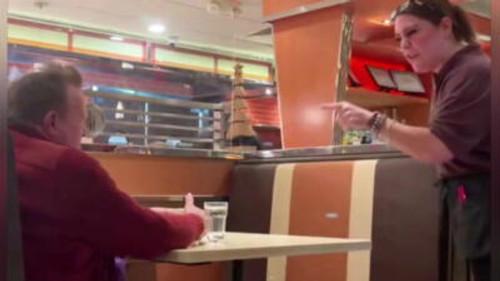 Customer Wars Season 1 Episode 13 - Lip Service