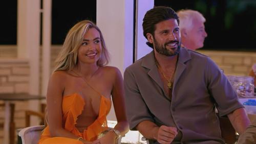 The Only Way Is Essex Season 33 Episode 1 - Episode 1