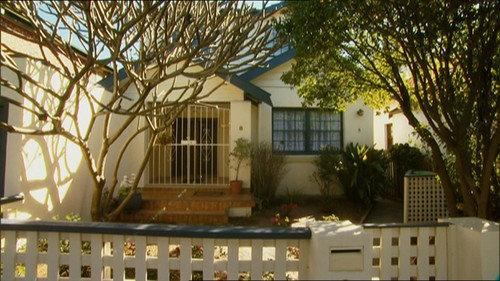 Selling Houses Australia Season 3 Episode 4 - Maroubra