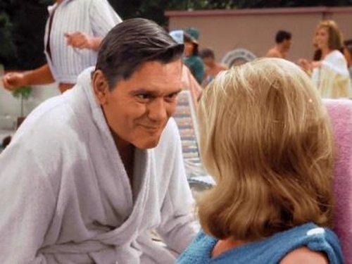 Bewitched Season 2 Episode 33 - Divided He Falls