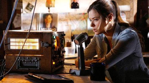Frequency Season 1 Episode 1 - Pilot