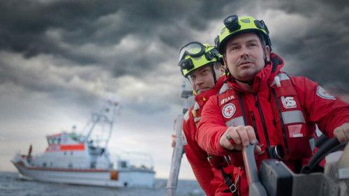 The Sea Rescuers Season 2 Episode 5 - Covered at high tide – Angler drifts out to sea