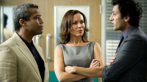 Holby City Season 12 Episode 1 - The Hands that Rock the Cradle (1)