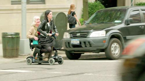 Odd Mom Out Season 1 Episode 2 - Vons Have More Fun