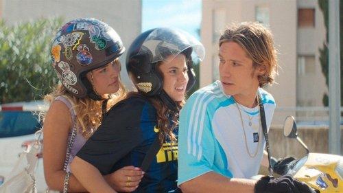 Young Millionaires Season 1 Episode 1 - Episode 1