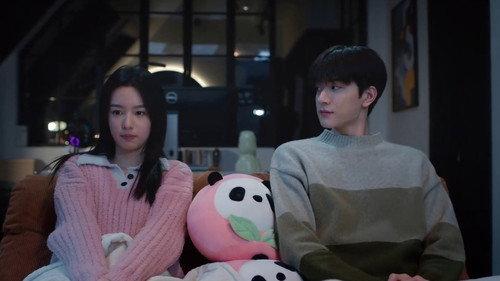 Everyone Loves Me Season 1 Episode 16 - Episode 16