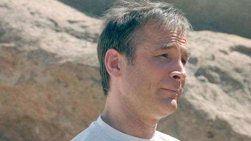 Las Vegas Season 2 Episode 5 - Good Run of Bad Luck