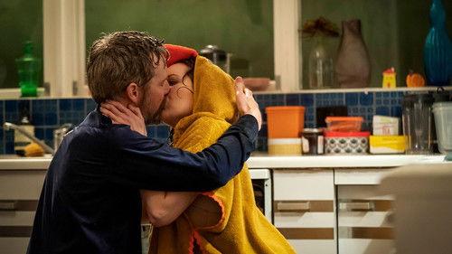 Spreadsheet Season 1 Episode 3 - Lipstick & Nits