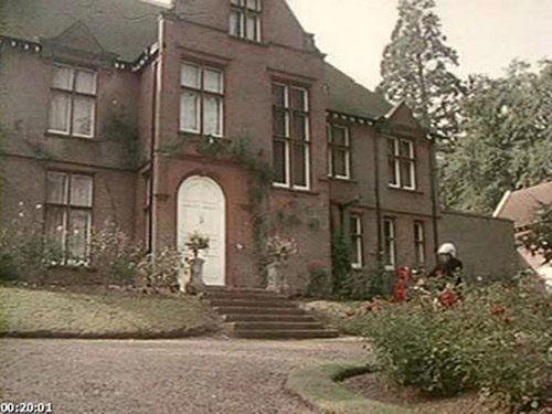 Tales of the Unexpected Season 1 Episode 9 - The Way Up to Heaven