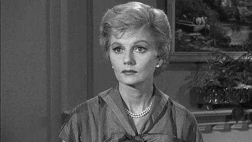 Leave It to Beaver Season 4 Episode 11 - Chuckie's New Shoes