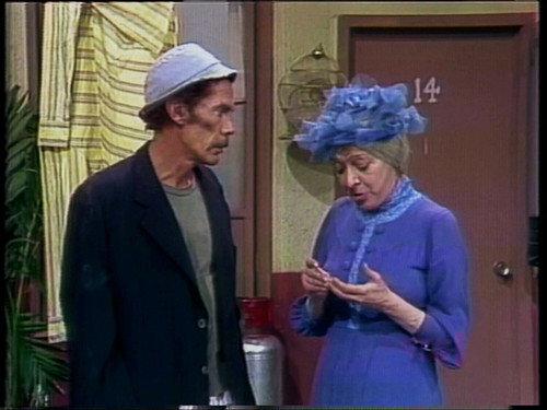 El Chavo del Ocho Season 4 Episode 7 - El Traje de Don Ramón