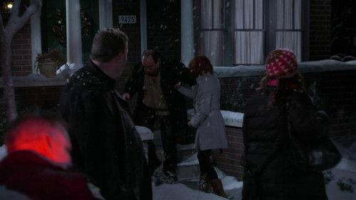 Mike & Molly Season 2 Episode 13 - Victoria Can't Drive