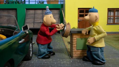 Pat & Mat Season 8 Episode 13 - Garage Door