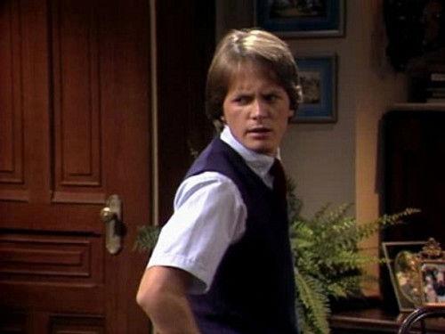 Family Ties Season 2 Episode 1 - Tender is the Knight