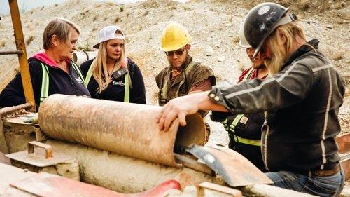Gold Rush Season 10 Episode 10 - When the Levee Breaks