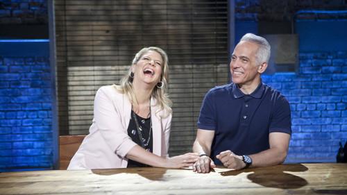 Beat Bobby Flay Season 14 Episode 11 - Clamming Up